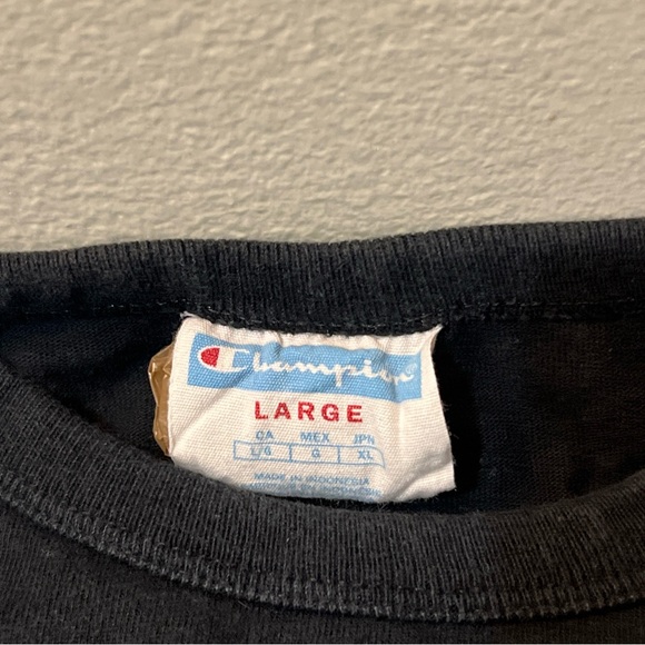 Champion Black Tee with Logo Accent Size LARGE - Picture 6 of 8